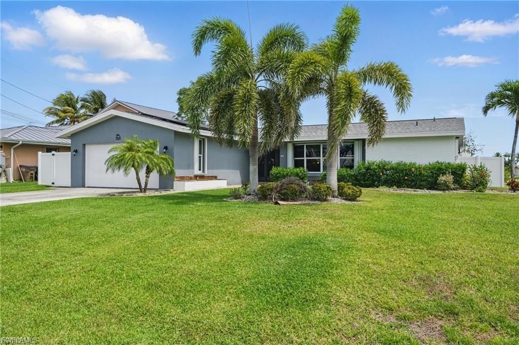 2941 SE 10th PL, Cape Coral, FL 33904