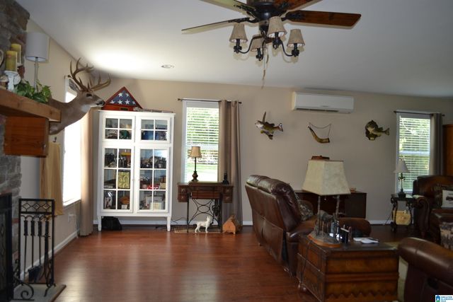 8601 BRADFORD TRAFFORD ROAD, Pinson, AL 35126