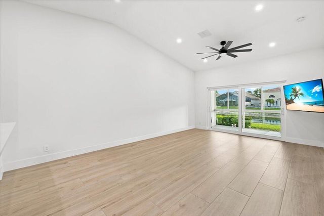 10352 MATEO Court, Boca Raton, FL 33498