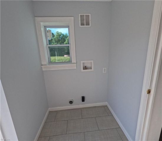 7276 Griffin RD, Gloucester, VA 23061