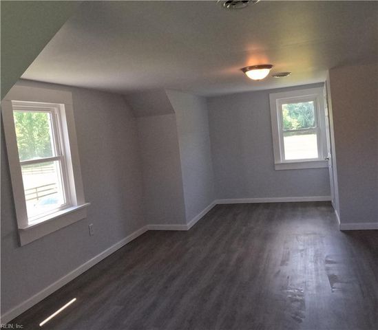 7276 Griffin RD, Gloucester, VA 23061