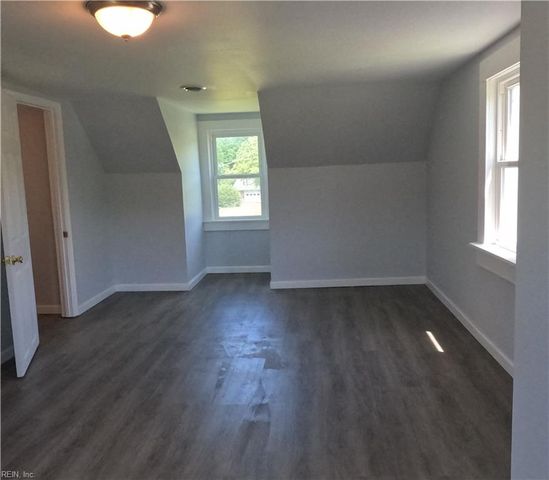 7276 Griffin RD, Gloucester, VA 23061