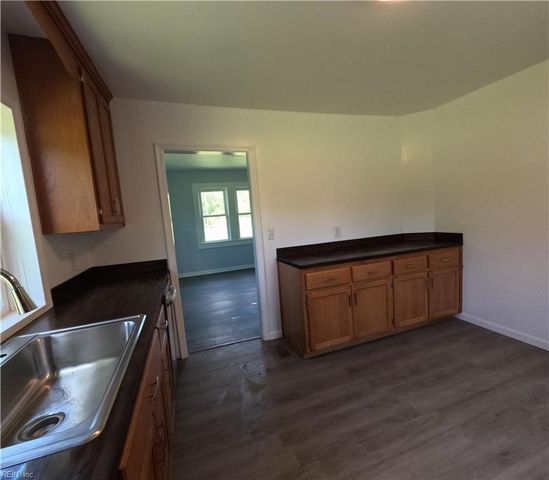 7276 Griffin RD, Gloucester, VA 23061