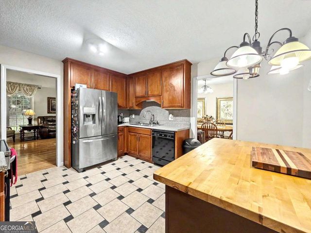7815 Dogwood Trail, Murrayville, GA 30564