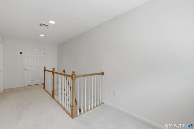 12 Tabor Circle, West Hartford, CT 06117