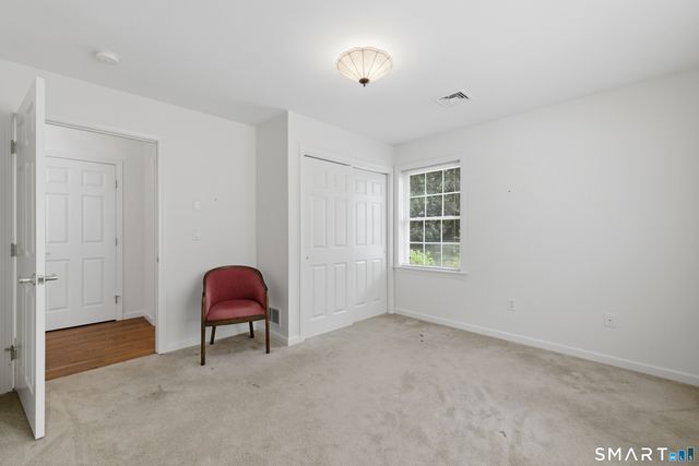 12 Tabor Circle, West Hartford, CT 06117