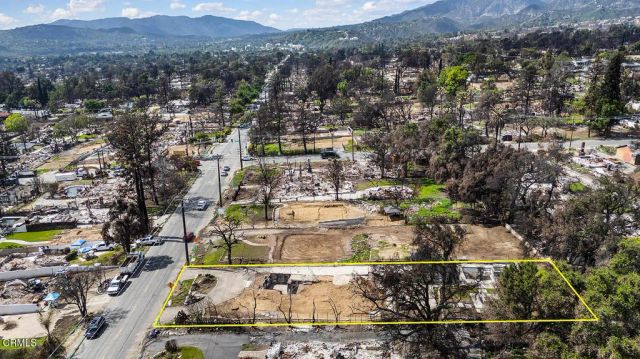 369 E Altadena Dr, Altadena, CA 91001