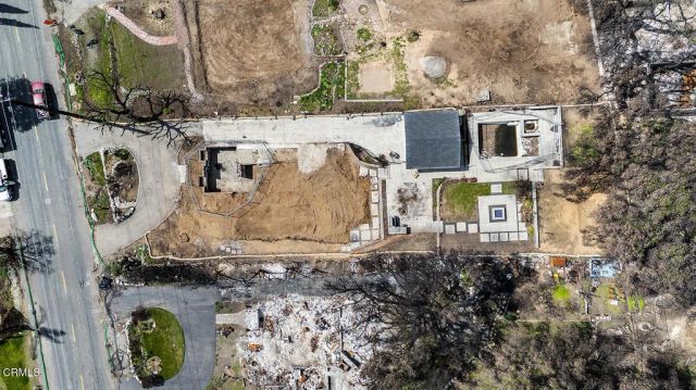 369 E Altadena Dr, Altadena, CA 91001