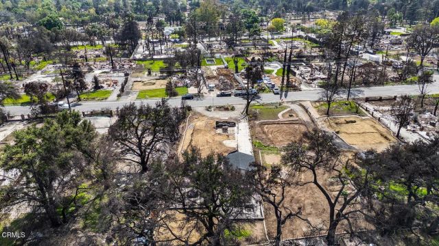 369 E Altadena Dr, Altadena, CA 91001