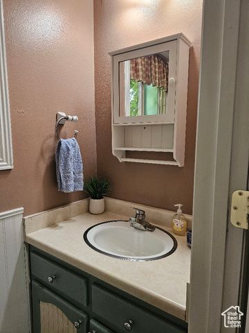 876 W 1200 S, Vernal, UT 84078