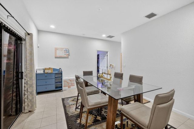 205 NW 27th Terrace, Fort Lauderdale, FL 33311