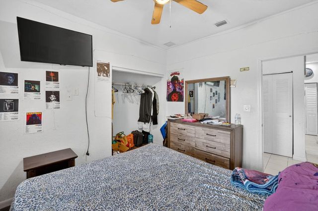 205 NW 27th Terrace, Fort Lauderdale, FL 33311