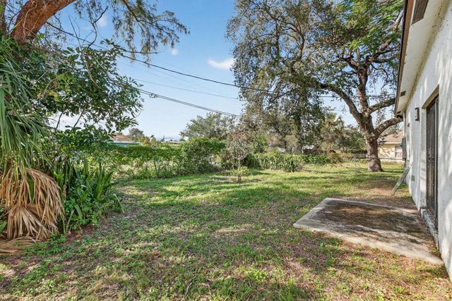 205 NW 27th Terrace, Fort Lauderdale, FL 33311