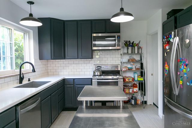 6001 Wayside Avenue, Cincinnati, OH 45230