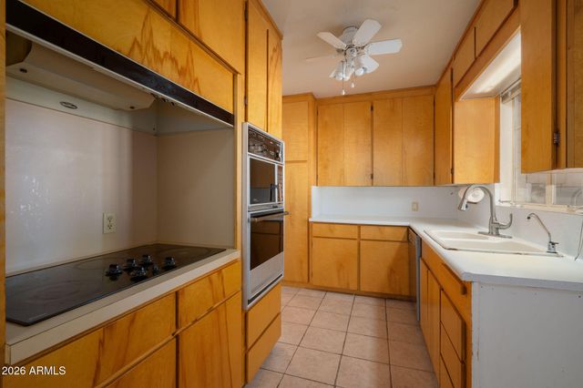 4136 E MONTECITO Avenue, Phoenix, AZ 85018