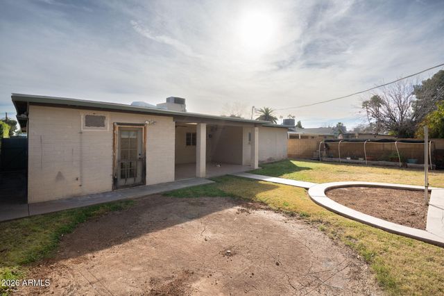 4136 E MONTECITO Avenue, Phoenix, AZ 85018