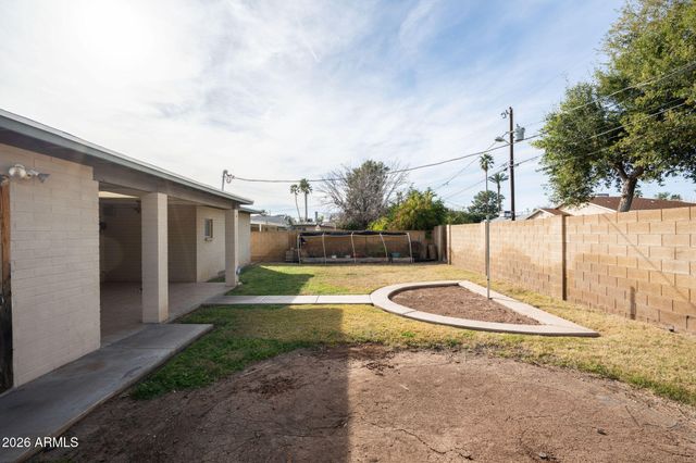 4136 E MONTECITO Avenue, Phoenix, AZ 85018