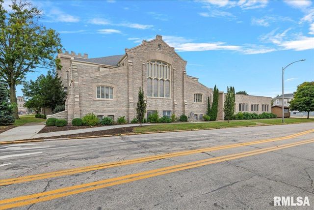 400 W MORGAN Street, Jacksonville, IL 62650