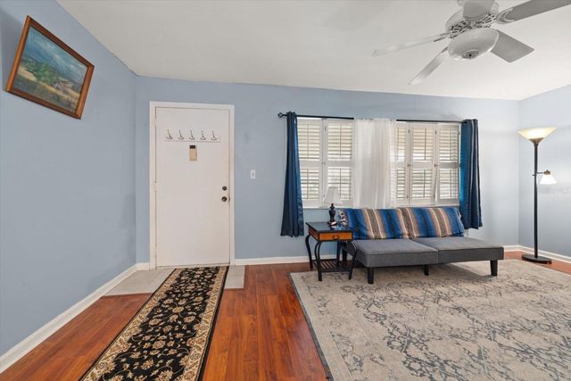 10033 64TH AVENUE N 19, St Petersburg, FL 33708