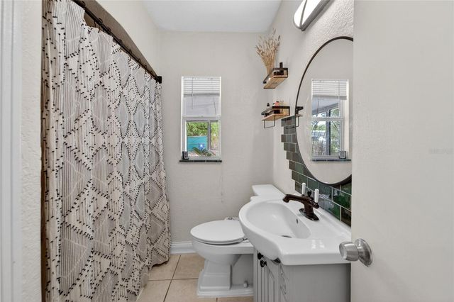 4940 5TH AVENUE S, St Petersburg, FL 33707