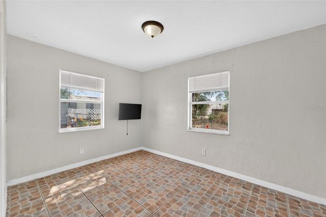 4940 5TH AVENUE S, St Petersburg, FL 33707