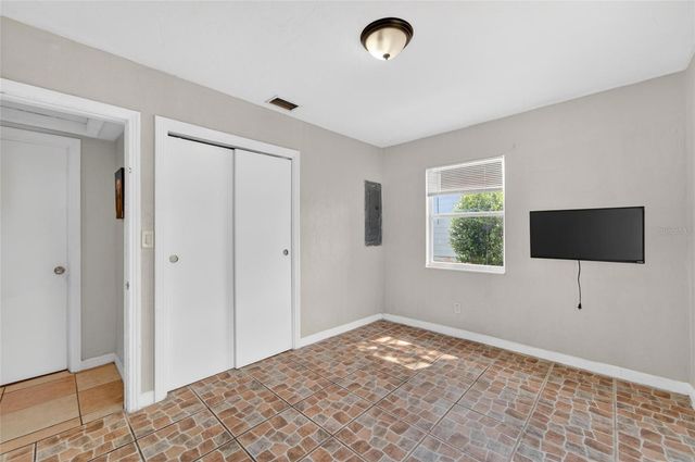 4940 5TH AVENUE S, St Petersburg, FL 33707