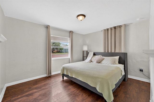 4940 5TH AVENUE S, St Petersburg, FL 33707