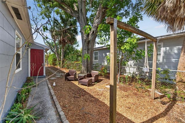 4940 5TH AVENUE S, St Petersburg, FL 33707