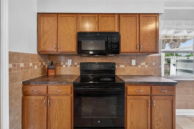 4940 5TH AVENUE S, St Petersburg, FL 33707