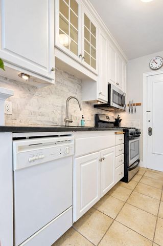 3603 Aldrich Ave S 302, Minneapolis, MN 55409