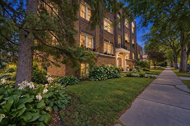3603 Aldrich Ave S 302, Minneapolis, MN 55409