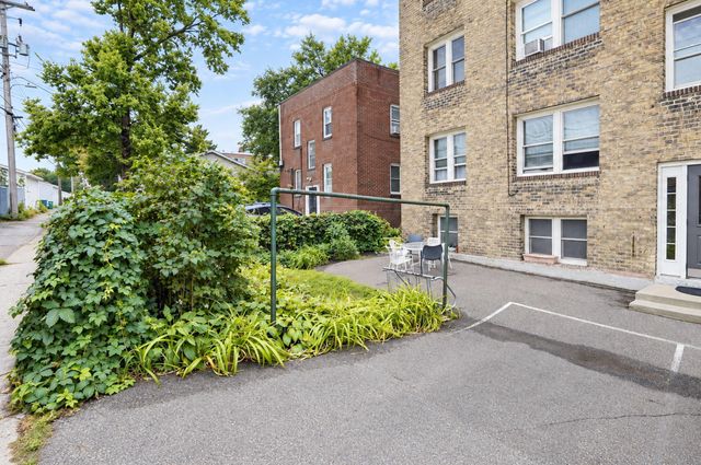 3603 Aldrich Ave S 302, Minneapolis, MN 55409