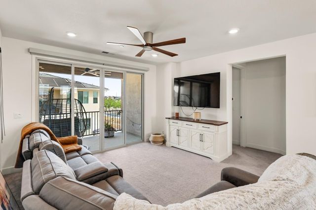 9903 Ted Kolb Way, Elk Grove, CA 95624