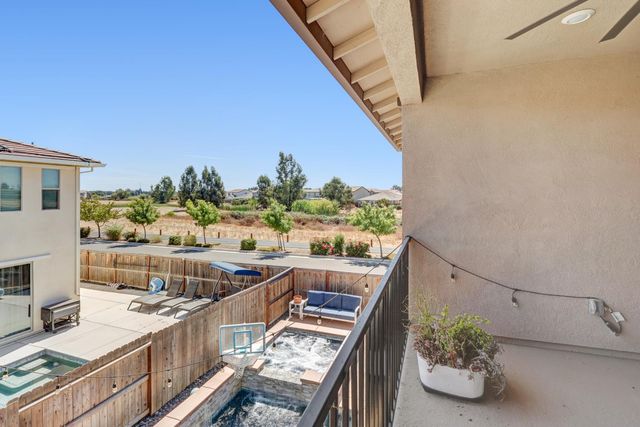 9903 Ted Kolb Way, Elk Grove, CA 95624