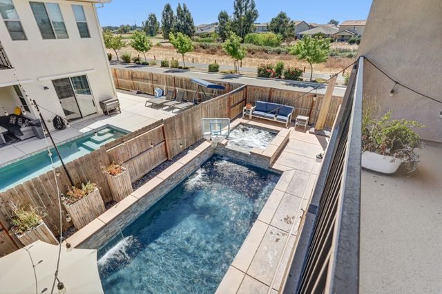 9903 Ted Kolb Way, Elk Grove, CA 95624