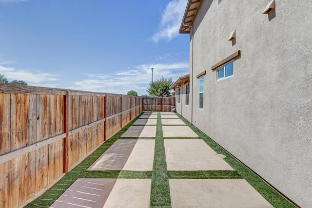9903 Ted Kolb Way, Elk Grove, CA 95624