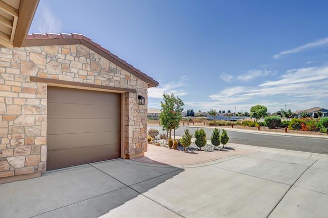 9903 Ted Kolb Way, Elk Grove, CA 95624