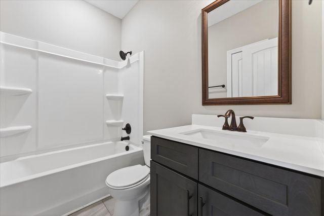 413 Andean Court, Clarksville, TN 37040