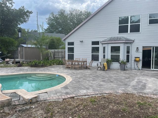 9828 BUBBLING BROOK COURT, Oviedo, FL 32765