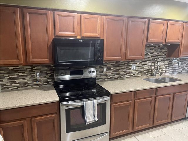 9828 BUBBLING BROOK COURT, Oviedo, FL 32765