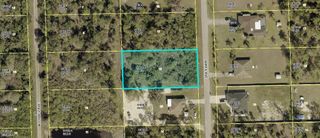 907 James AVE, Lehigh Acres, FL 33936