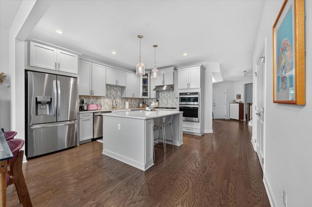 3062 N Spurway Drive, Ann Arbor, MI 48105