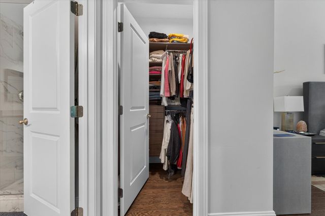 3062 N Spurway Drive, Ann Arbor, MI 48105