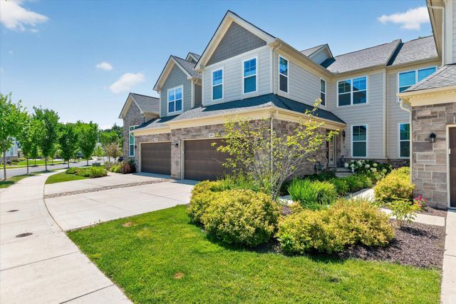 3062 N Spurway Drive, Ann Arbor, MI 48105