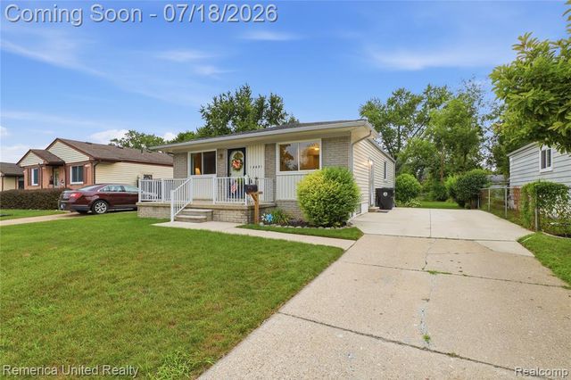 18691 Kinloch, Redford, MI 48240