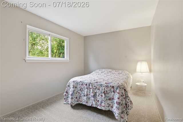 18691 Kinloch, Redford, MI 48240