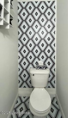 131 Woodhill Rd, Bardstown, KY 40004