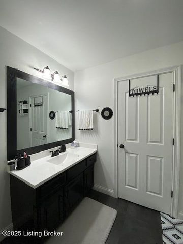 131 Woodhill Rd, Bardstown, KY 40004