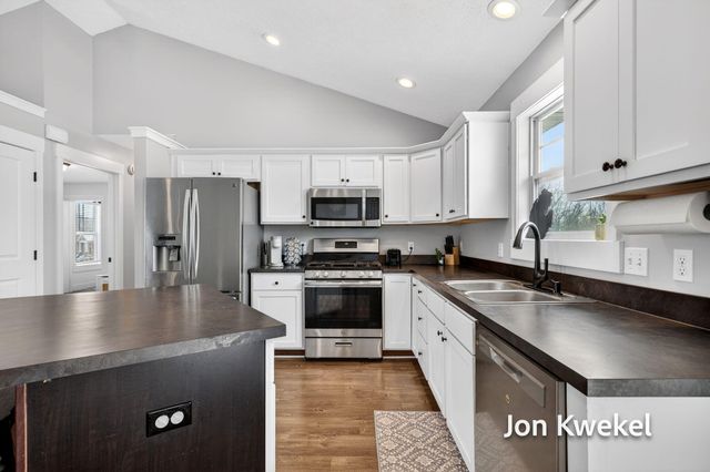 5096 Alyssum Drive SE, Kentwood, MI 49512