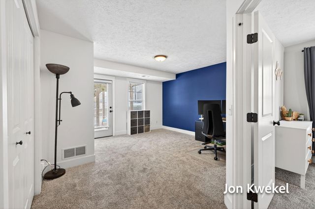 5096 Alyssum Drive SE, Kentwood, MI 49512